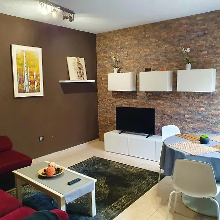 Casa Silvana Wifi 300mbs Holiday home Los Silos